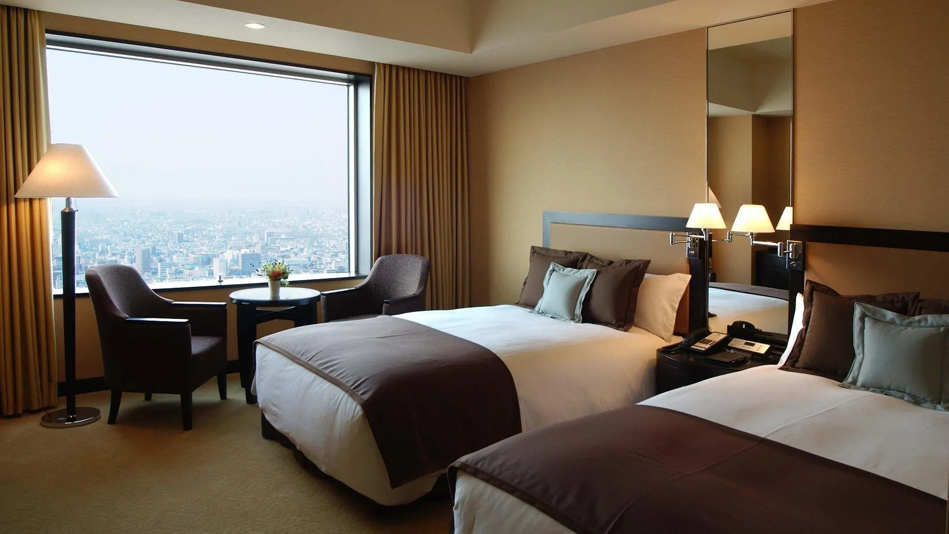 Jr Tower Hotel Nikko Sapporo 5*,  Japon